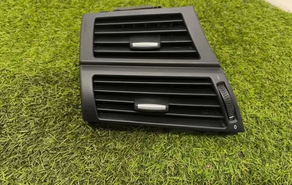 BMW X5 E70 Dashboard side air vent grill/cover trim 7161803 773201 0117784