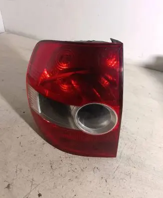Volkswagen Fox Rear/tail lights 5Z0945095A 110805 6129211