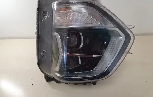 Hyundai Santa Fe Headlight/headlamp S192121130 92101S1110