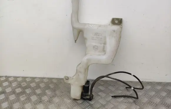 Ford Fiesta Windshield washer fluid reservoir/tank 8A6117B613AD