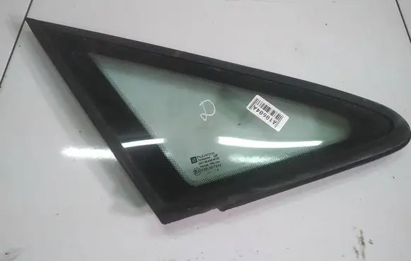 Opel Zafira A Front triangle window/glass AS2