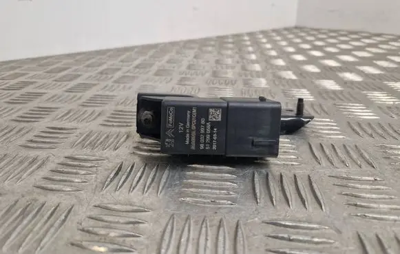 Ford S-MAX Glow plug pre-heat relay 9803299780 51299058A