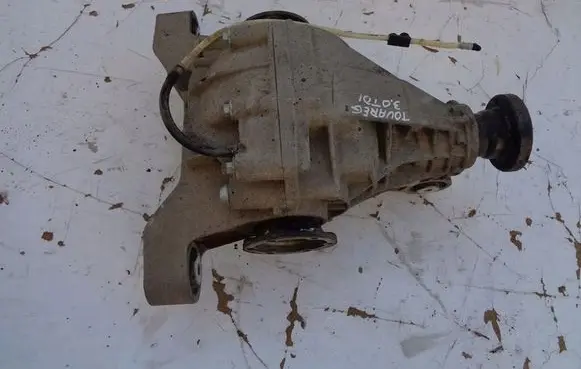Volkswagen Touareg I Rear differential 4460310018