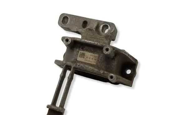 Skoda Octavia Mk3 (5E) Engine mount bracket 5Q0199262DE
