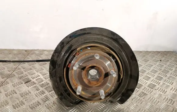Jeep Grand Cherokee Rear wheel hub