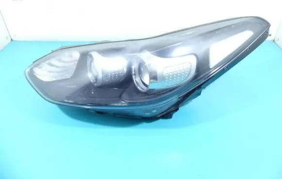 KIA Sportage Headlight/headlamp 92101-F1010 IMPRK1346660