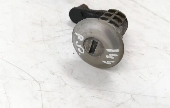 Renault Scenic I Front door lock (next to the handle) 7700838544