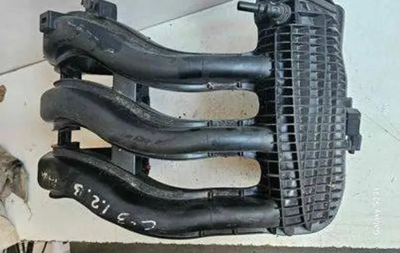 Citroen C3 Intake manifold