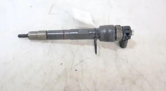 Skoda Octavia Mk3 (5E) Fuel injector 0445110475