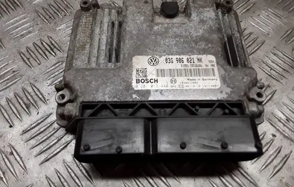 Volkswagen PASSAT B6 Engine control unit/module 03G906021NK 0281013440 1039S17241