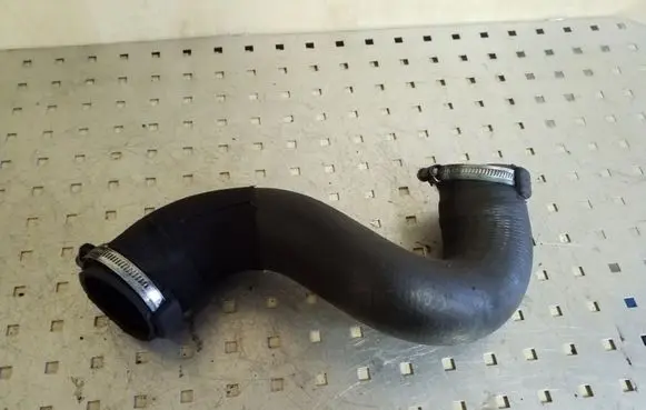 Peugeot 5008 Intercooler hose/pipe