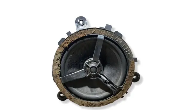 Volvo XC90 Rear door speaker 8633110