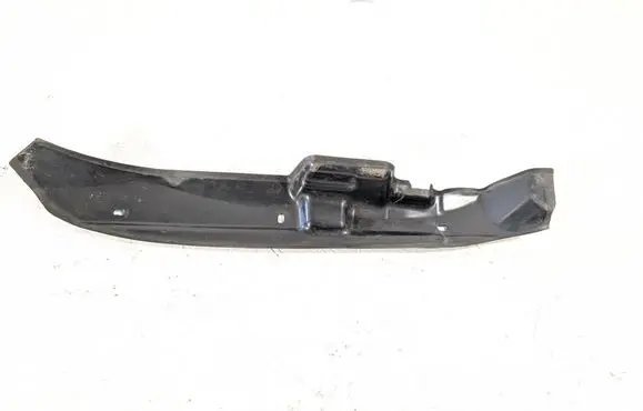 Volvo XC90 Fender end trim 32219520