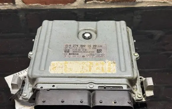 Mercedes-Benz C W205 Engine control unit/module A2749001600 0261S09815