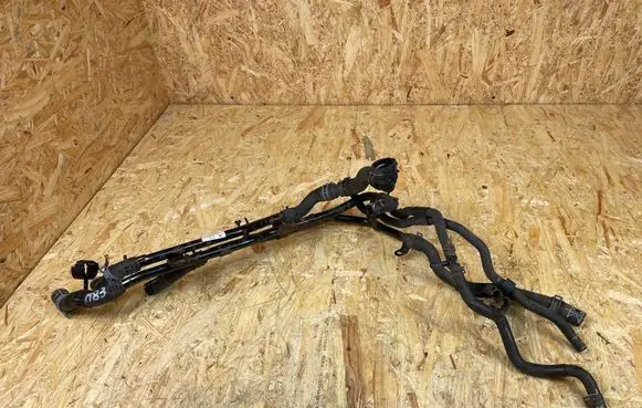 Volkswagen Golf VII Engine coolant pipe/hose 5Q0121064BR