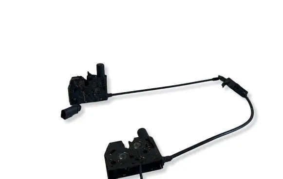 Audi A3 S3 8V Engine bonnet/hood lock/catch 8V0823509