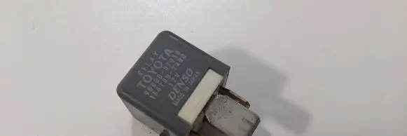 Toyota Corolla Verso AR10 Other relay 9008087030