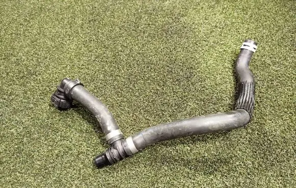 Renault Kangoo III Engine coolant pipe/hose 217417296R