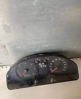 Volkswagen Transporter - Caravelle T5 Speedometer (instrument cluster) 7H0920850M VWZ7Z006844710