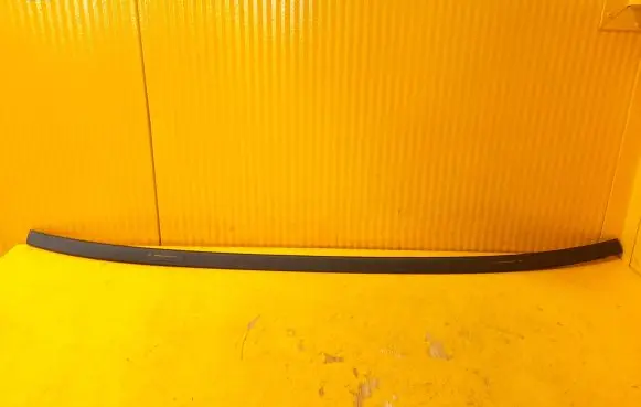 Roof trim bar molding cover