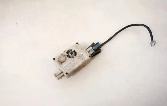 BMW 3 E90 E91 Antenna control unit 699009003 6990090-03