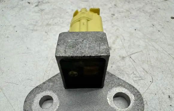 Nissan Qashqai Airbag deployment crash/impact sensor FAEG0083083434