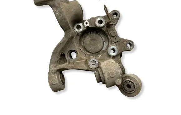 Volvo V70 Rear wheel hub 9200623