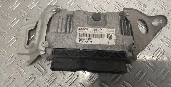 Toyota Yaris Engine control unit/module 896610DB60