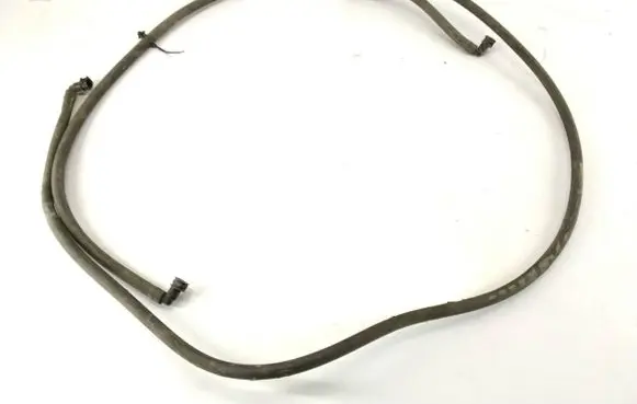Mercedes-Benz E W211 Headlight washer hose/pipe 