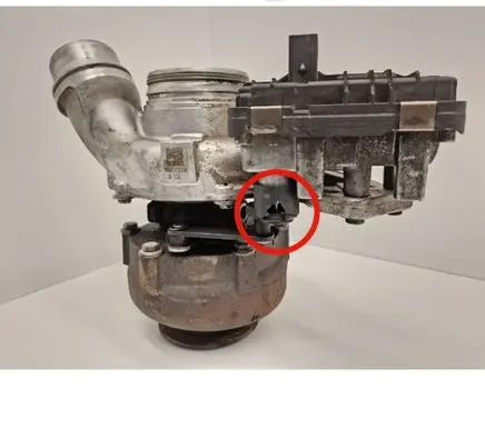 BMW 3 F30 F35 F31 Turbo 184671 8512379 110404