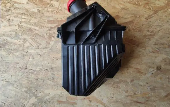 Rover Range Rover Air filter HJ329H709AB