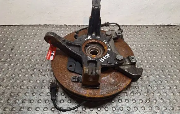 Renault Clio IV Front wheel hub spindle knuckle S14765217 400158668R
