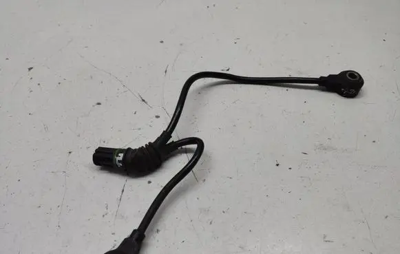 BMW 5 E60 E61 Detonation knock sensor 1435485