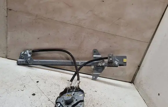 Peugeot 307 Rear door manual window regulator 116330