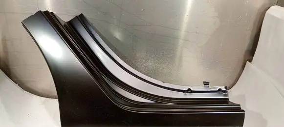 Renault Clio IV Other sill/pillar trim element 