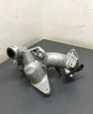 Nissan Qashqai EGR valve line/pipe/hose 170741R