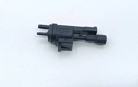Mercedes-Benz S W221 Turbo solenoid valve 0025407097