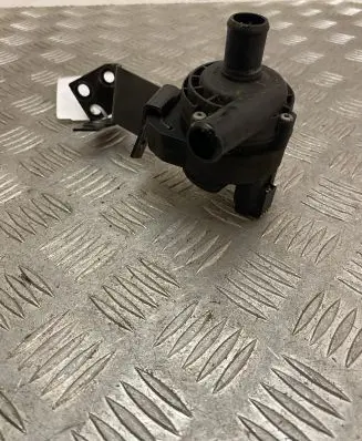 Mercedes-Benz E W213 Electric auxiliary coolant/water pump A2118360028 A2135010420
