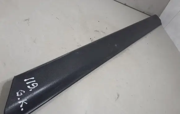 Volkswagen Golf III Rear door trim (molding) 1H4853753