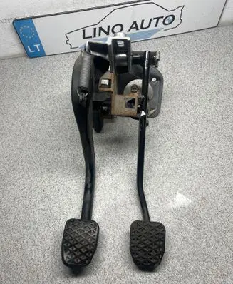 BMW 3 E46 Pedal assembly 1163863
