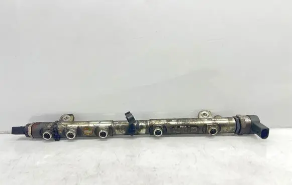 Mercedes-Benz Vito Viano W639 Fuel main line pipe A6460701895