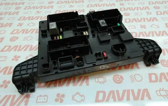 Opel Astra F Fuse module 13343950
