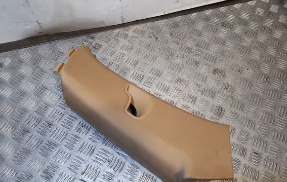 Porsche Cayenne (92A) (B) pillar trim (top) 7P0867823