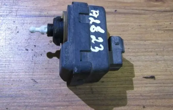 Fiat Marea Headlight level adjustment motor 