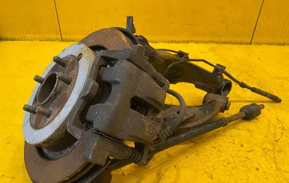 Land Rover Discovery 4 - LR4 Stub axle 