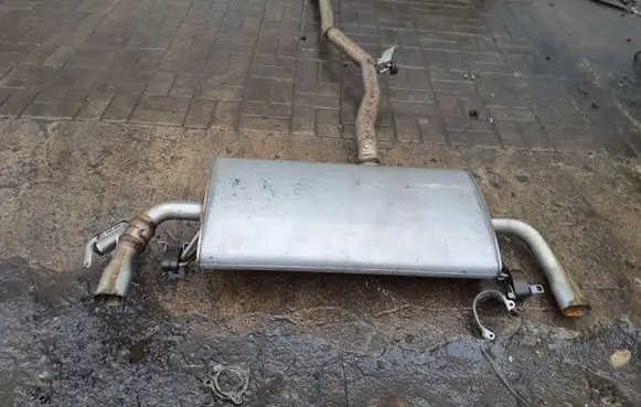 Volvo S60 Muffler/silencer 32280780