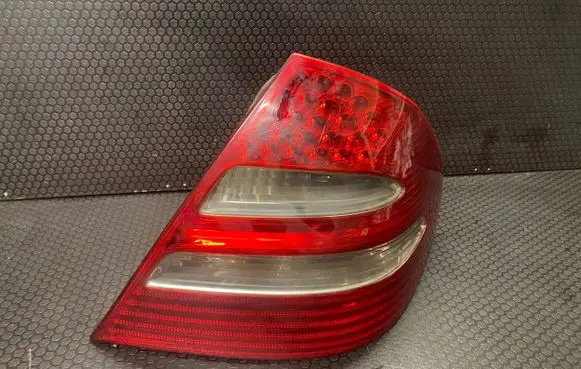 Rear/tail lights