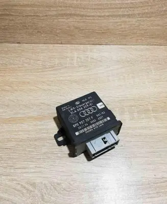 Audi A6 S6 C6 4F Light module LCM 5LA00837901 8P0907357F