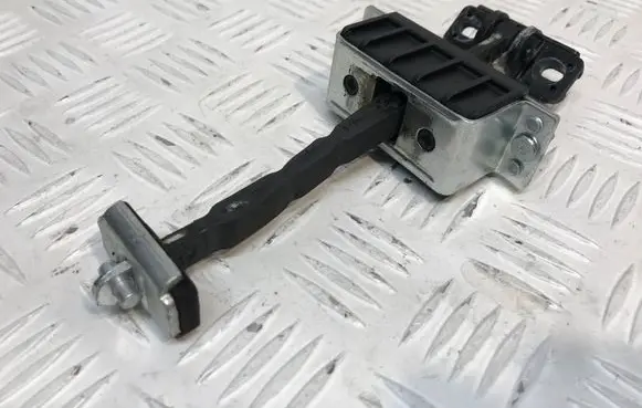 Mercedes-Benz CLS C219 Front door check strap stopper