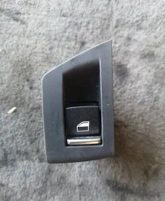 BMW 5 F10 F11 Electric window control switch 9241949 L2F0668